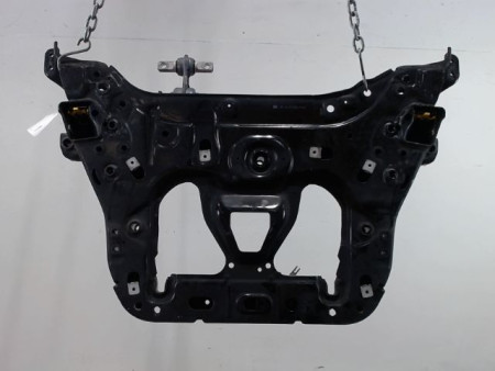 BERCEAU MOTEUR AVANT MERCEDES CLA