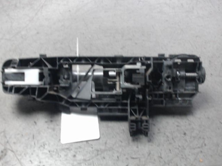 POIGNEE EXTERIEURE PORTE AVANT DROIT MERCEDES CLA