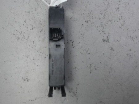 COMMANDE LEVE-GLACE PORTE AVG B.M.W. SERIE 3