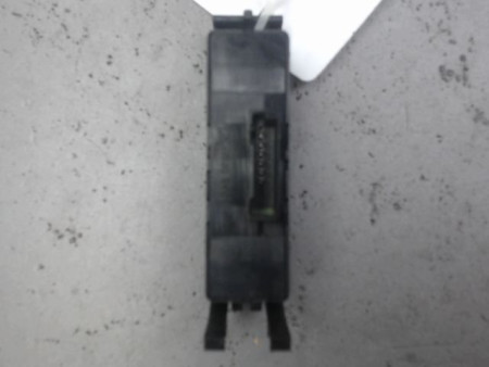 COMMANDE LEVE-GLACE PORTE AVD B.M.W. SERIE 3