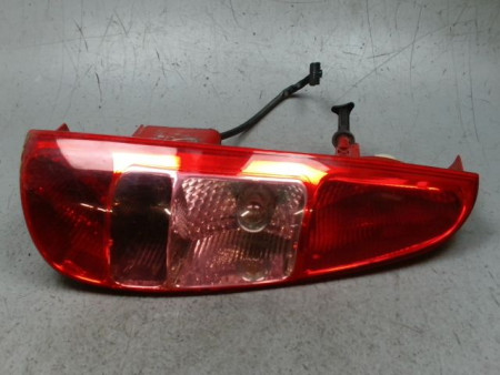 FEU ARRIERE GAUCHE  PEUGEOT 807