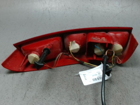 FEU ARRIERE GAUCHE  PEUGEOT 807