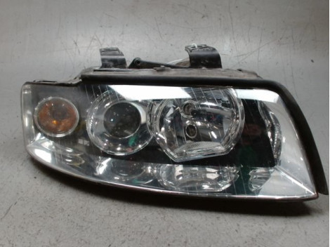 PHARE DROIT AUDI A4 2001-