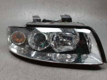 PHARE DROIT AUDI A4 2001-