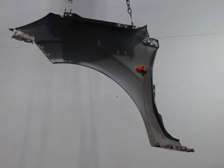 AILE AVANT DROIT FORD FIESTA 2005-
