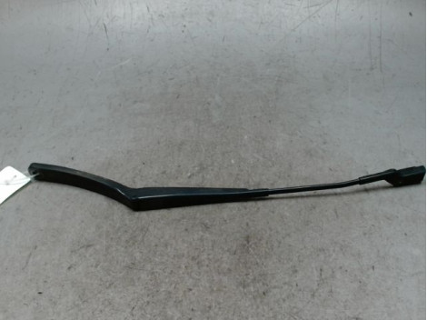 BRAS ESSUIE-GLACE AVANT GAUCHE FORD FOCUS