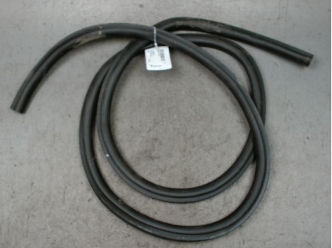 JOINT PORTE AVANT DROIT FORD FOCUS