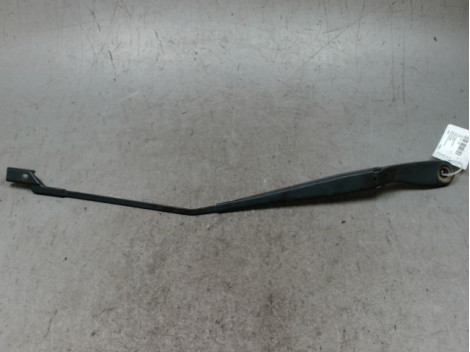 BRAS ESSUIE-GLACE AVANT DROIT VOLVO V50