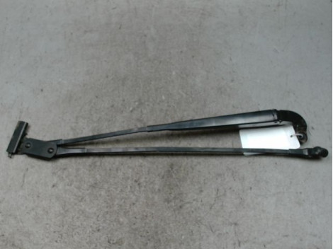 BRAS ESSUIE-GLACE AVANT CITROEN C1 3P