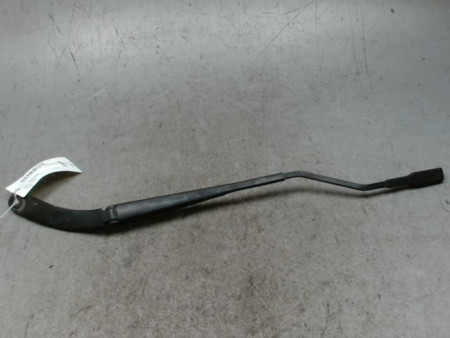 BRAS ESSUIE-GLACE AVANT GAUCHE RENAULT CAPTUR