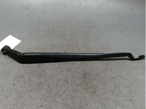 BRAS ESSUIE-GLACE AVANT GAUCHE TOYOTA AURIS 2007-