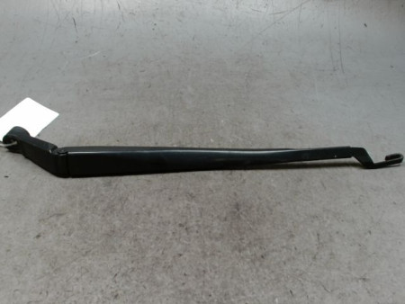 BRAS ESSUIE-GLACE AVANT GAUCHE TOYOTA AURIS 2007-