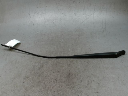 BRAS ESSUIE-GLACE AVANT DROIT RENAULT CLIO III ESTATE 2008-