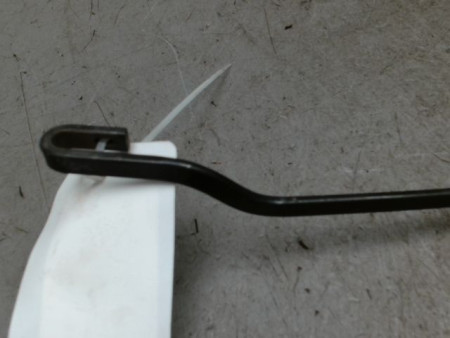 BRAS ESSUIE-GLACE AVANT DROIT FORD FOCUS 98-04