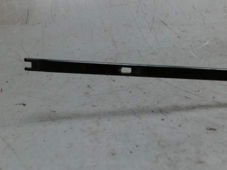 BRAS ESSUIE-GLACE AVANT DROIT RENAULT CLIO III ESTATE 2008-