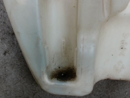 RESERVOIR LAVE-GLACE AVANT NISSAN MICRA