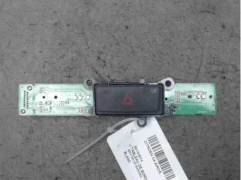 BOUTON DE WARNING CITROEN C4 AIRCR.