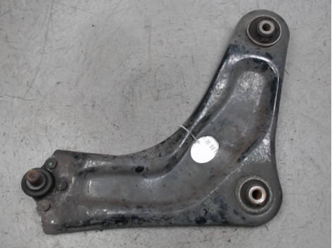 TRIANGLE INFERIEUR AVANT DROIT PEUGEOT 207