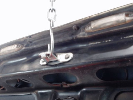 COFFRE ARRIERE MERCEDES 200