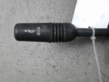 COMMANDE CLIGNOTANT FIAT UNO -89