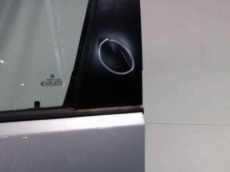 PORTE AVANT GAUCHE VOLKSWAGEN POLO 02-05