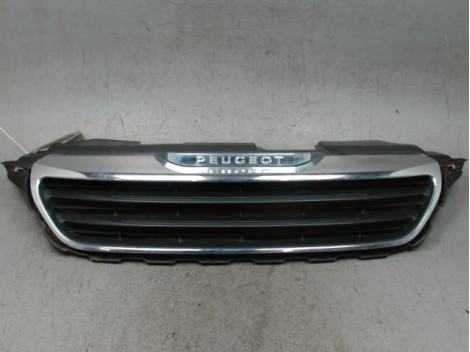 CALANDRE PEUGEOT 108