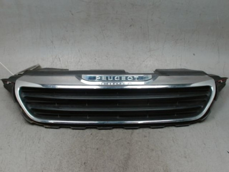 CALANDRE PEUGEOT 108