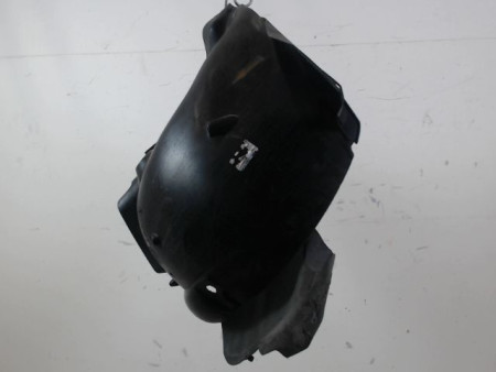 PARE-BOUE AVANT DROIT RENAULT CLIO III 2009-