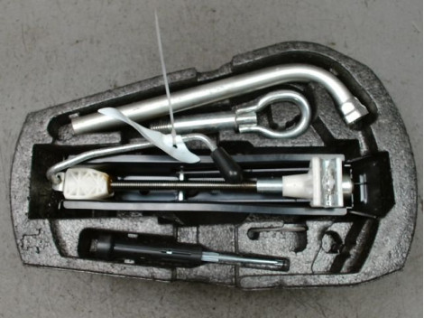 CRIC VOLKSWAGEN POLO 2009-