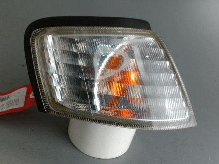 CLIGNOTANT DROIT NISSAN PRIMERA 2 PHASE 1 DIESEL