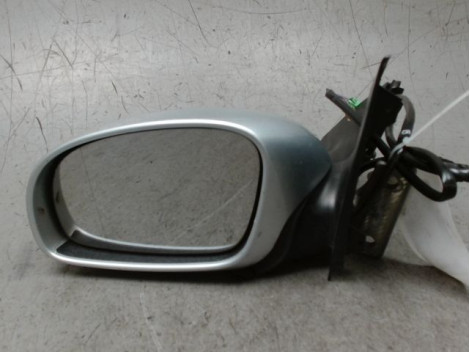 RETROVISEUR EXTERIEUR ELECTRIQUE GAUCHE VOLKSWAGEN NEW BEETLE
