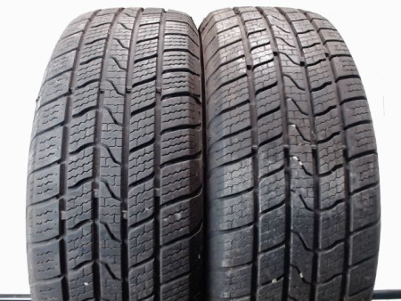 Paire de pneus APLUS A909 215 60 16 99 H