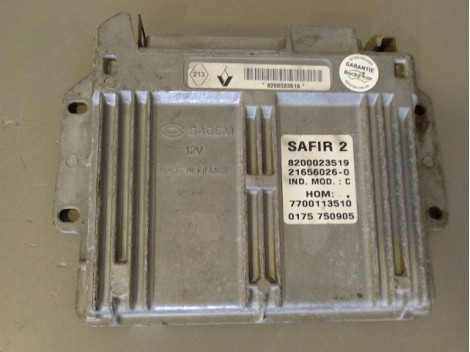 CALCULATEUR MOTEUR RENAULT TWINGO