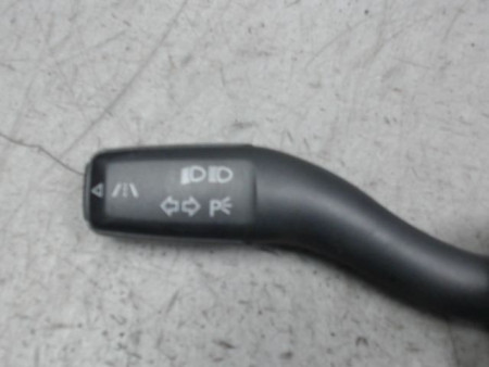 COMMANDE CLIGNOTANT AUDI A6 AVANT 2005-