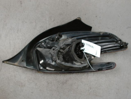 FEU ARRIERE GAUCHE  PEUGEOT 208