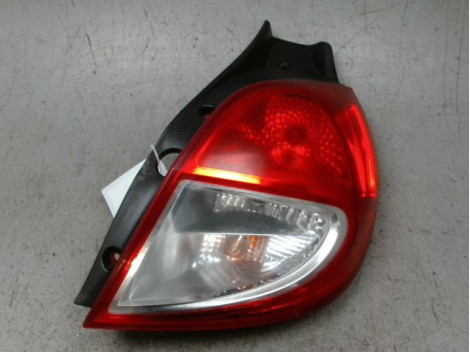 FEU ARRIERE DROIT RENAULT CLIO