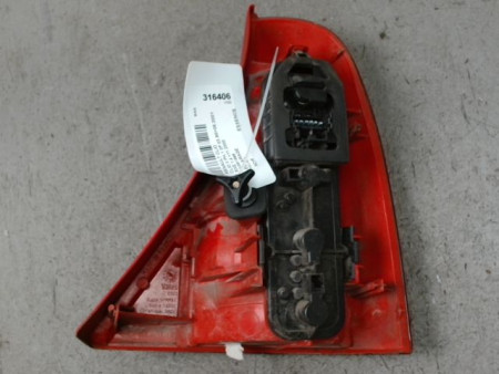 FEU ARRIERE GAUCHE  RENAULT CLIO II PH.1 98-2001