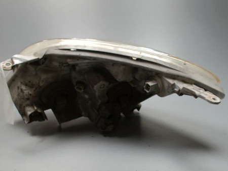 PHARE DROIT TOYOTA COROLLA VERSO 2002-2004