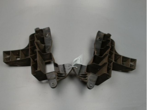 ABSORBEUR PARE-CHOC ARRIERE DACIA SANDERO 2008-