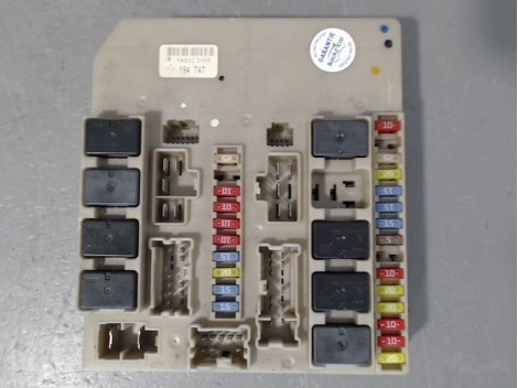 BOITE A FUSIBLES RENAULT CLIO III 2005-