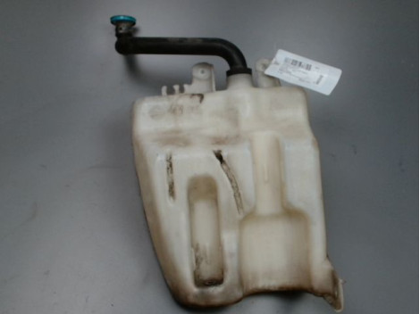 RESERVOIR LAVE-GLACE AVANT NISSAN MICRA 2003-2005