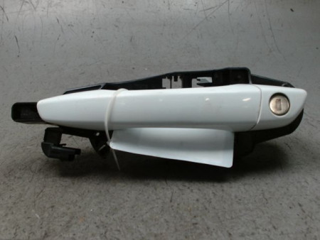 POIGNEE EXTERIEURE PORTE AVANT GAUCHE PEUGEOT 208