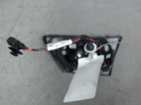 FEU ARRIERE INTERIEUR GAUCHE RENAULT CLIO