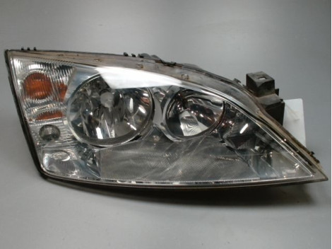 PHARE DROIT FORD MONDEO 2000-2007