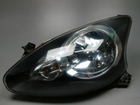 PHARE GAUCHE TOYOTA AYGO 5P