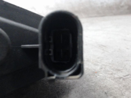 ETRIER DE FREIN ARRIERE GAUCHE AUDI A6 AVANT 2005-