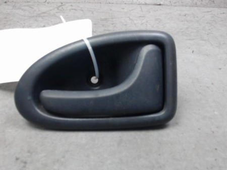 POIGNEE INTERIEURE PORTE AVANT DROIT RENAULT CLIO II PH.2 01-06