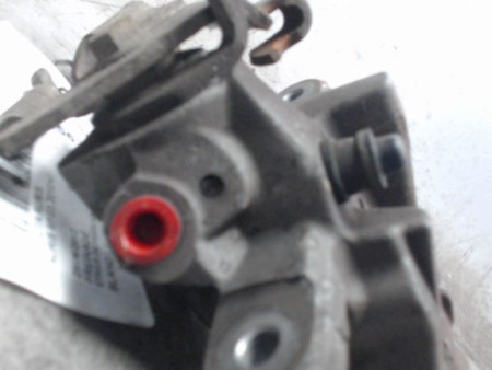 ETRIER DE FREIN ARRIERE GAUCHE TOYOTA AURIS 2010-