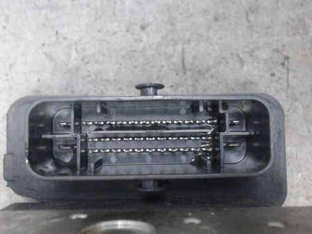 UNITE HYDRAULIQUE ABS VOLKSWAGEN POLO