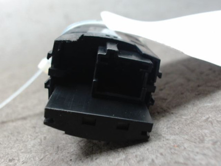 BOUTON DE WARNING B.M.W. SERIE 2